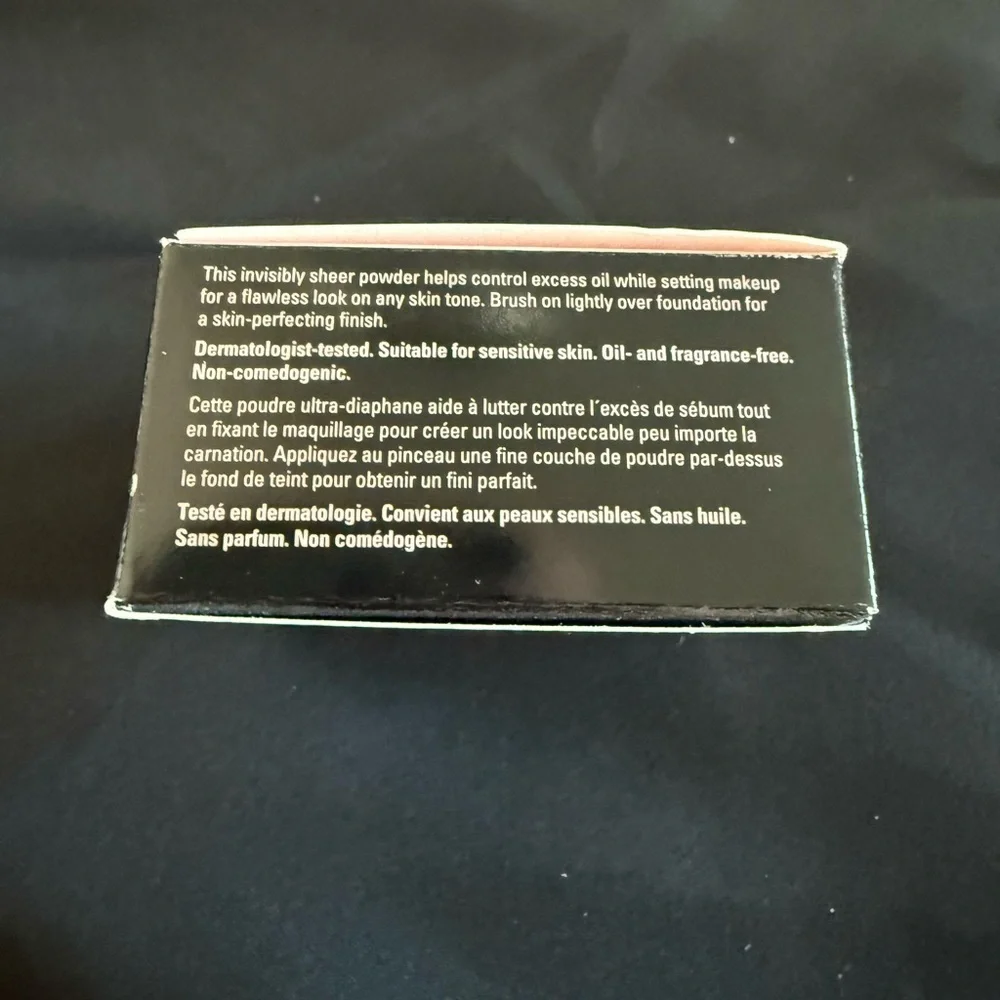 Mary Kay Translucent Loose Powder – Oil Control Setting Powder – New in Box